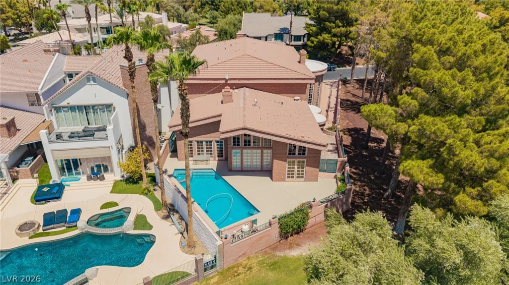 1105 Broadmoor, Las Vegas, NV 89109