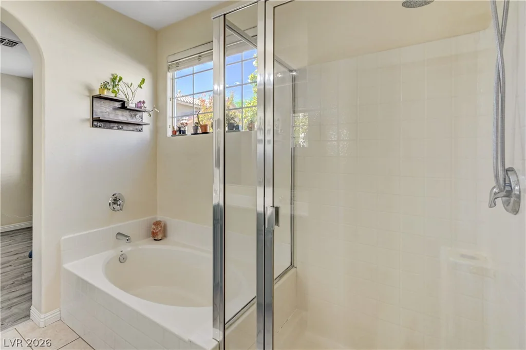 9785 Spinnaker Creek, Las Vegas, NV 89148