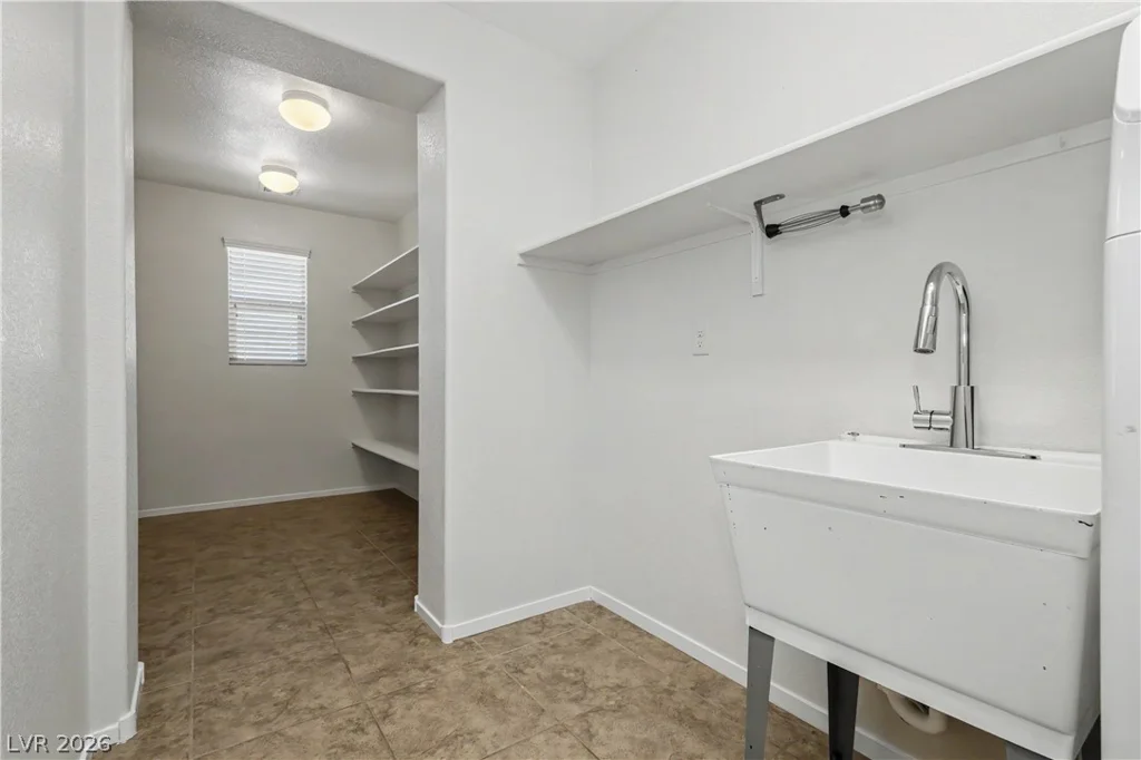 7737 Diablo, Las Vegas, NV 89113