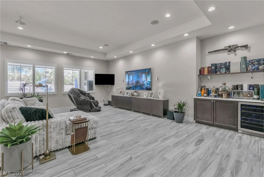 8233 Sweetwater Creek, Las Vegas, NV 89113