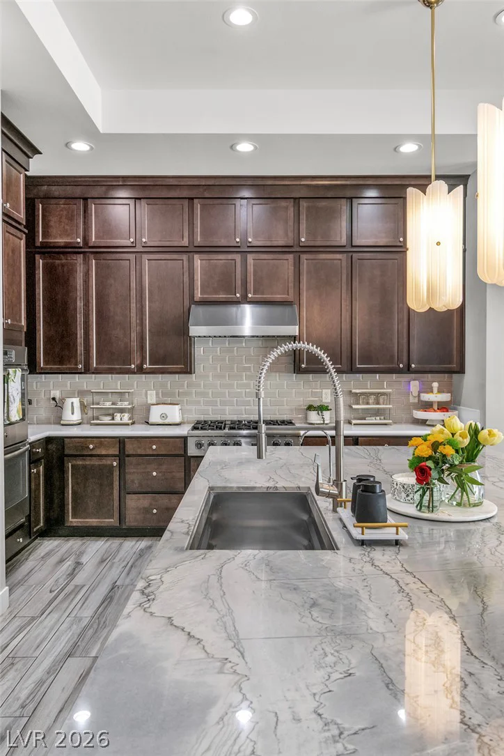 8233 Sweetwater Creek, Las Vegas, NV 89113
