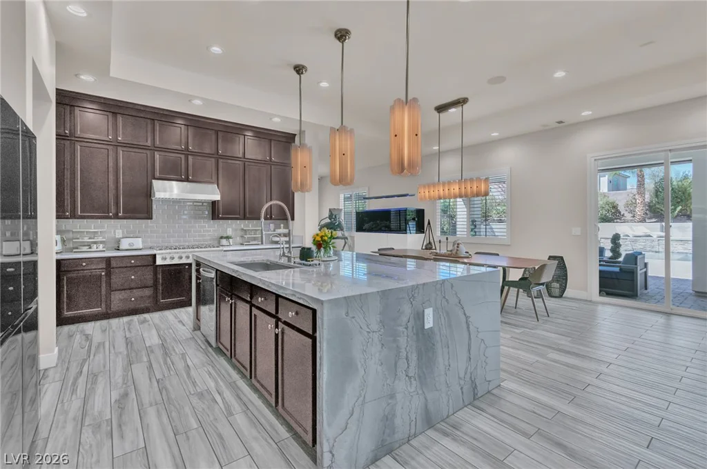 8233 Sweetwater Creek, Las Vegas, NV 89113