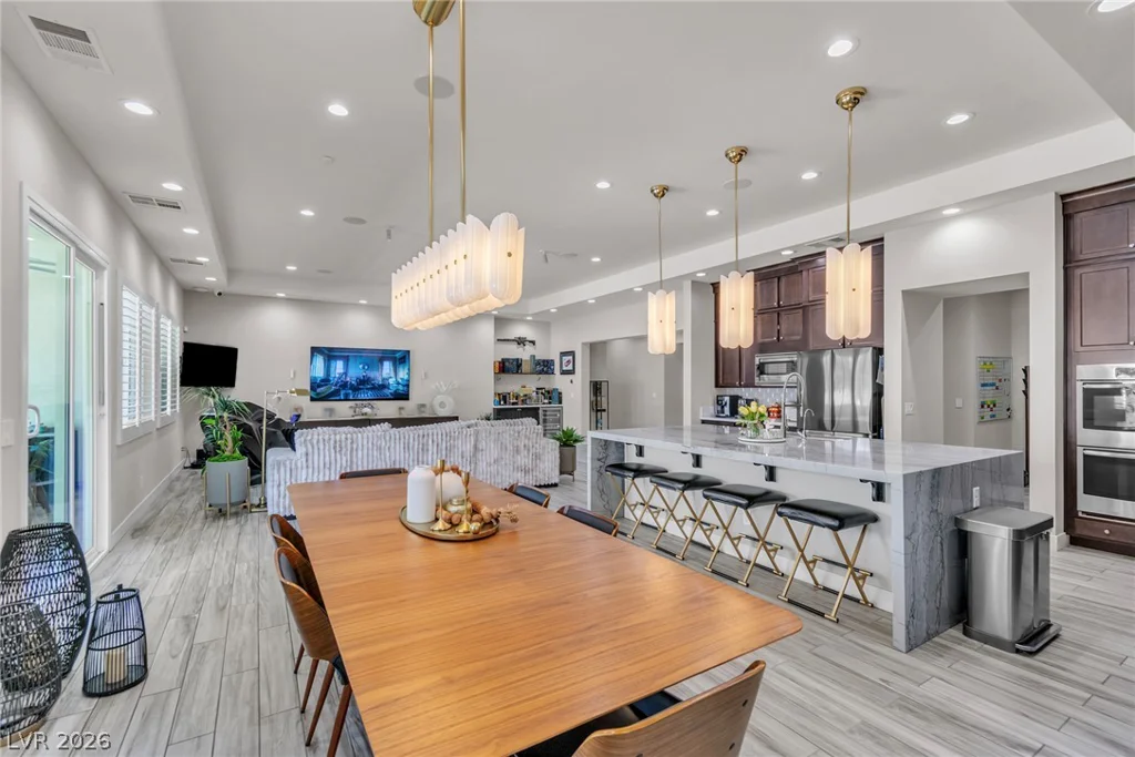 8233 Sweetwater Creek, Las Vegas, NV 89113