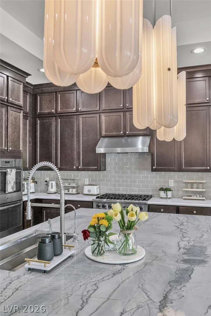 8233 Sweetwater Creek, Las Vegas, NV 89113