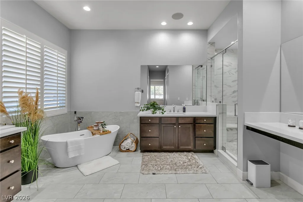 8233 Sweetwater Creek, Las Vegas, NV 89113