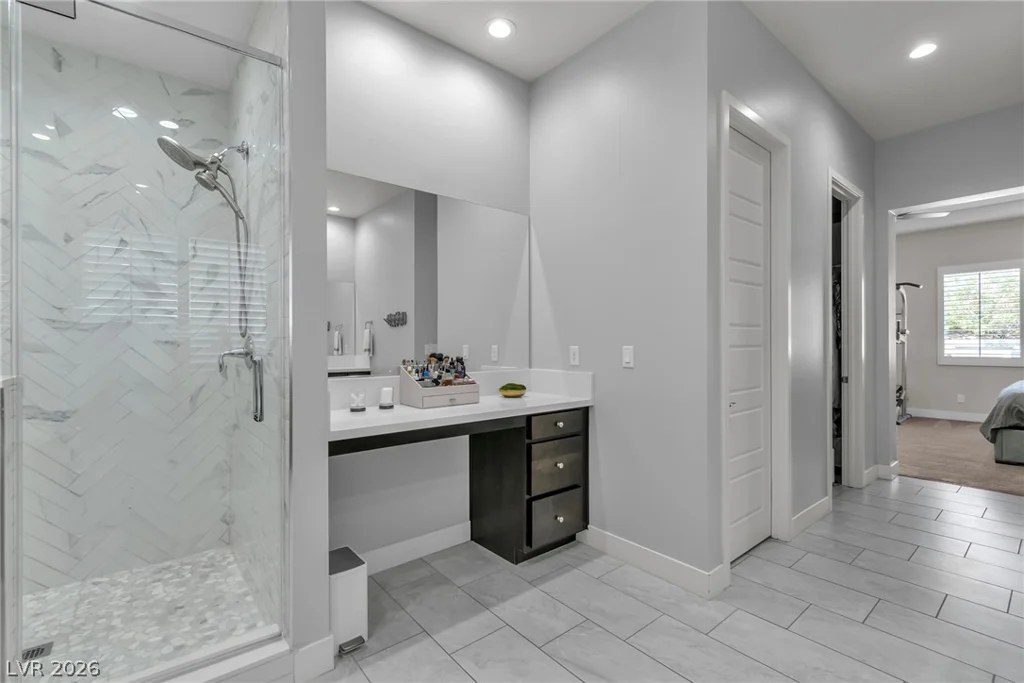 8233 Sweetwater Creek, Las Vegas, NV 89113