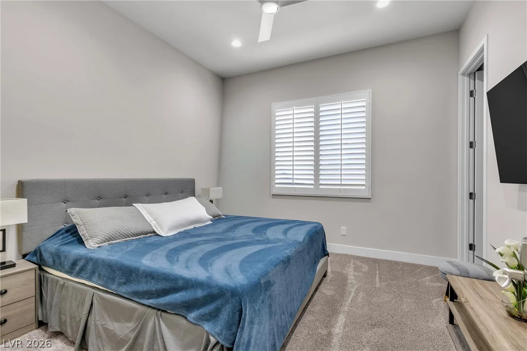 8233 Sweetwater Creek, Las Vegas, NV 89113
