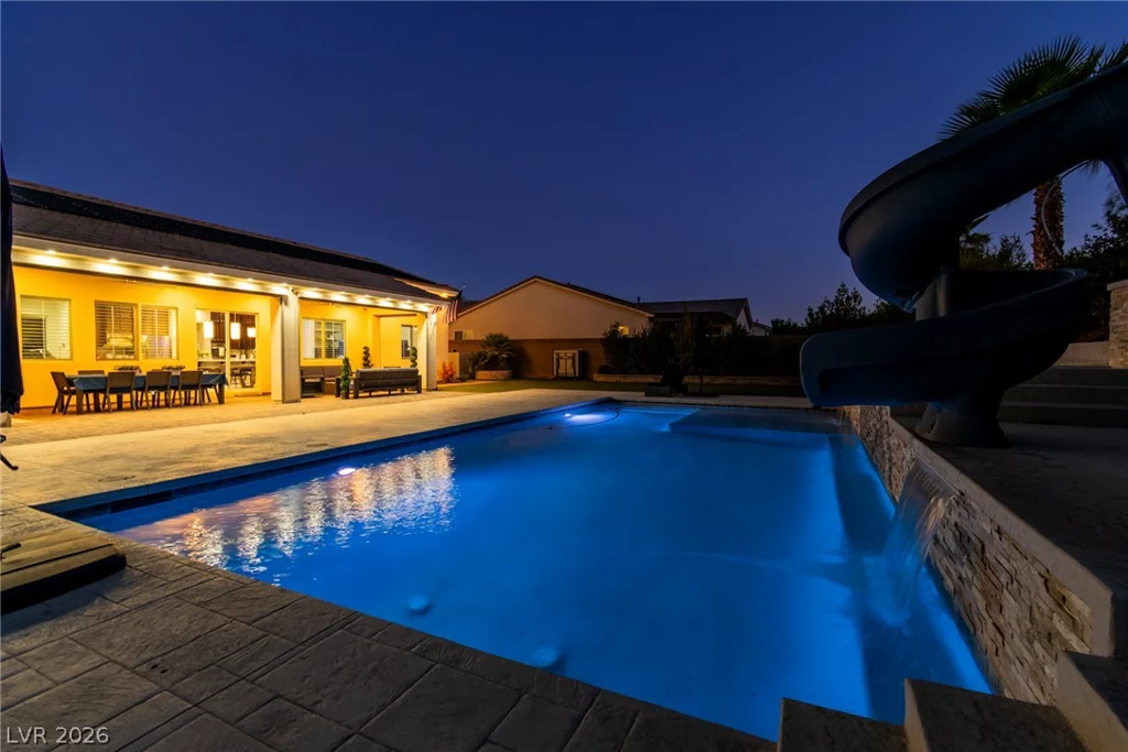 8233 Sweetwater Creek, Las Vegas, NV 89113