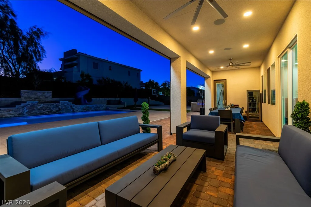 8233 Sweetwater Creek, Las Vegas, NV 89113