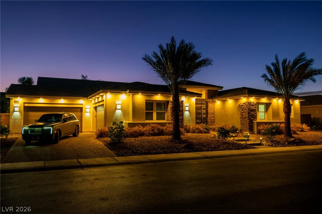 8233 Sweetwater Creek, Las Vegas, NV 89113