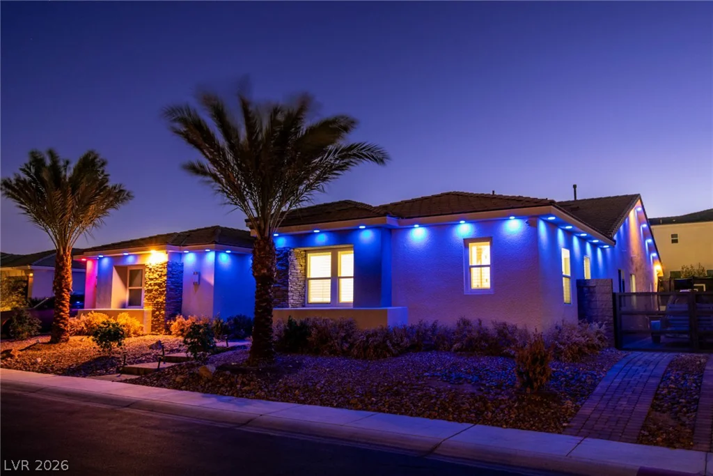 8233 Sweetwater Creek, Las Vegas, NV 89113