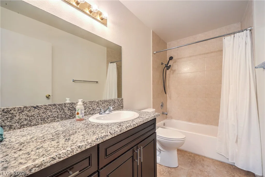 5181 Pioneer, Las Vegas, NV 89146