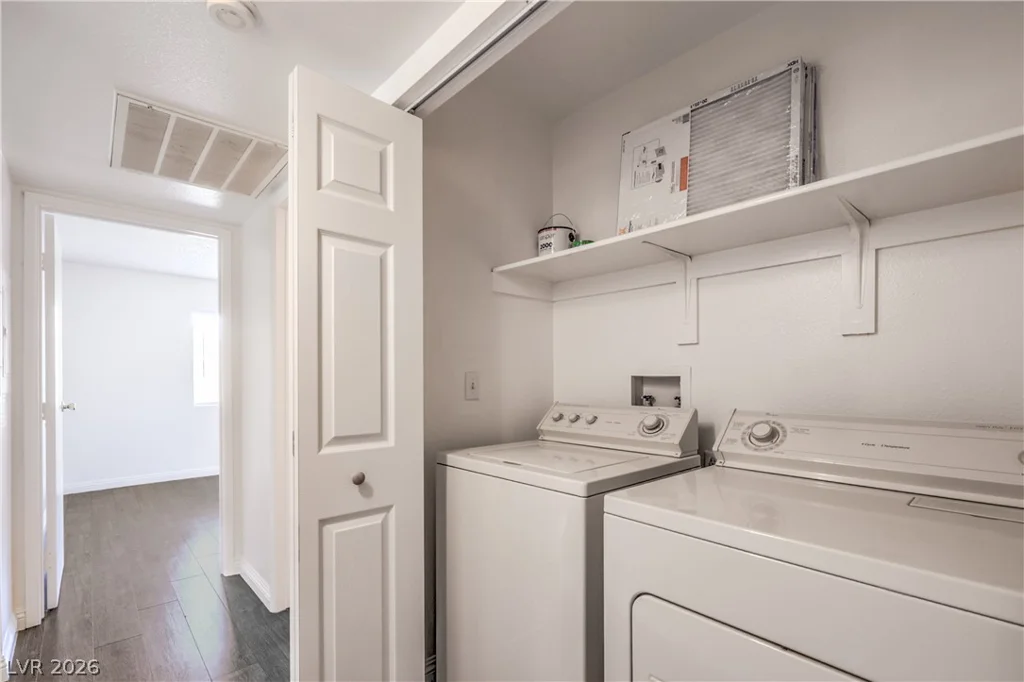 5181 Pioneer, Las Vegas, NV 89146