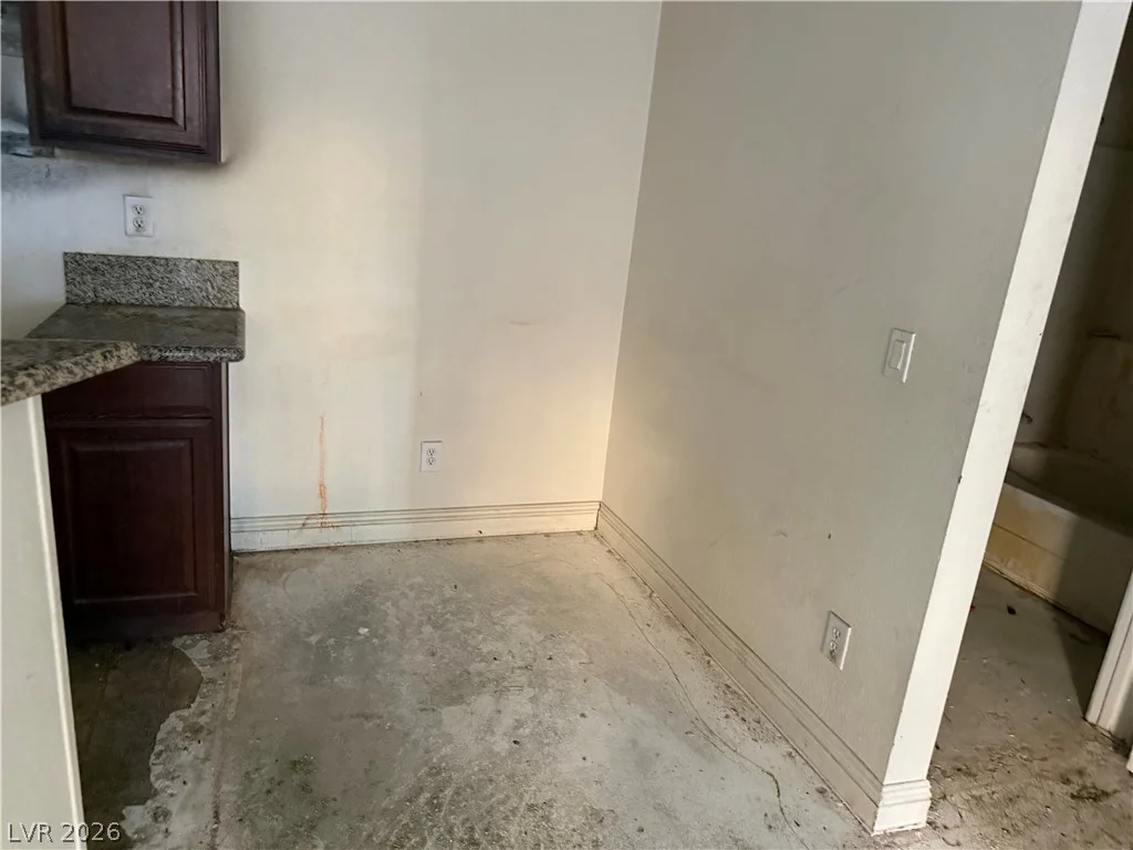 5126 Jones, Las Vegas, NV 89118
