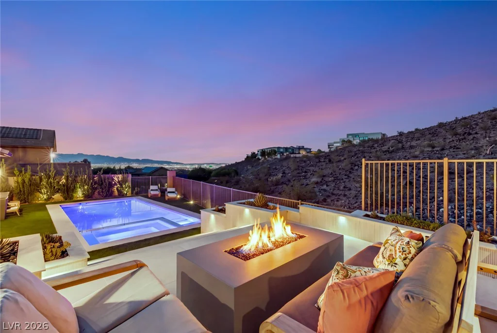 40 Stonemark, Henderson, NV 89052