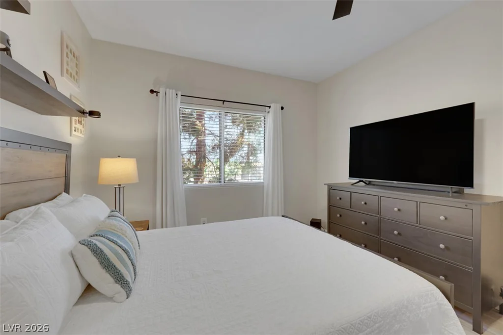 5650 Sahara, Las Vegas, NV 89142