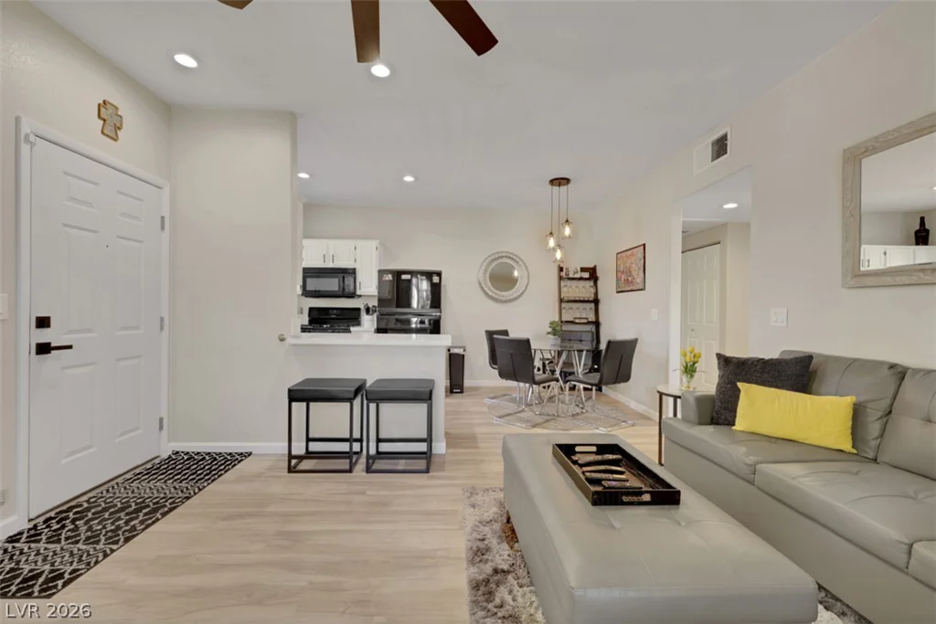 5650 Sahara, Las Vegas, NV 89142