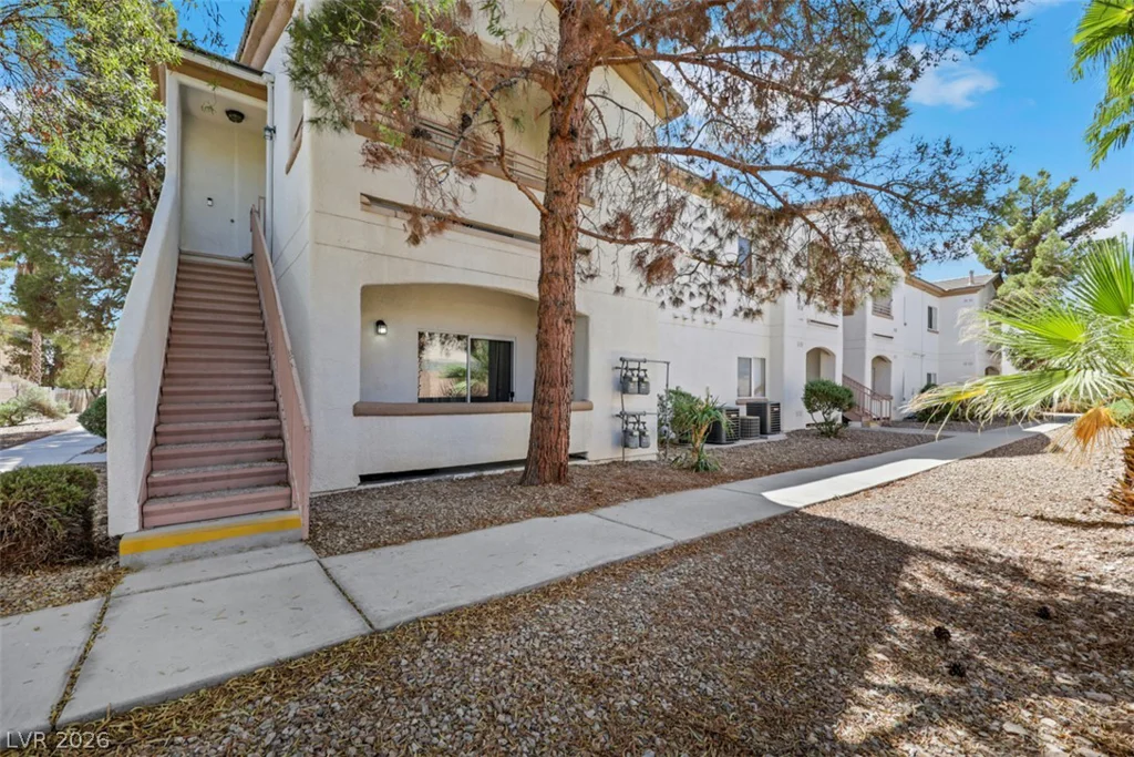 5650 Sahara, Las Vegas, NV 89142