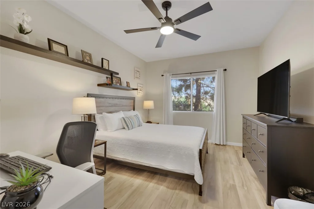 5650 Sahara, Las Vegas, NV 89142