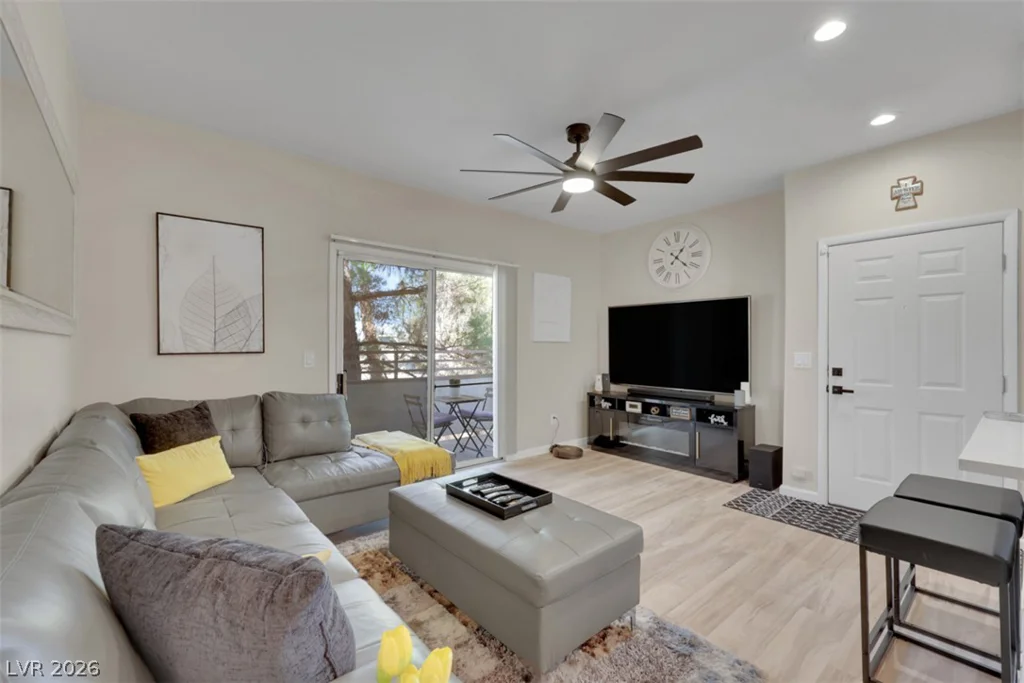 5650 Sahara, Las Vegas, NV 89142