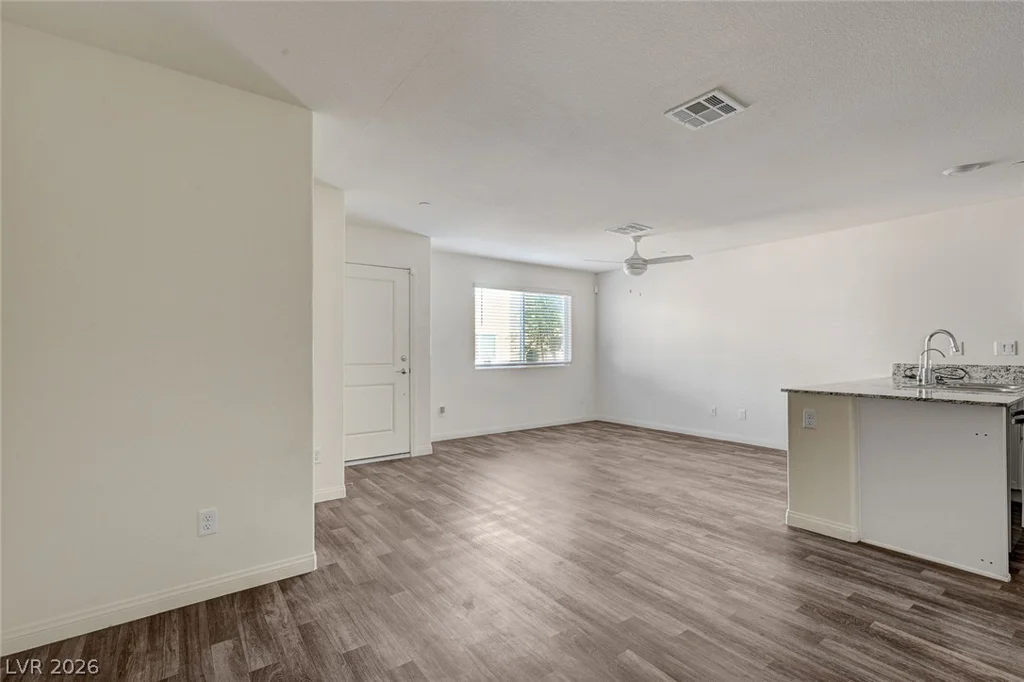 2960 Fire Cracker Red, Las Vegas, NV 89122