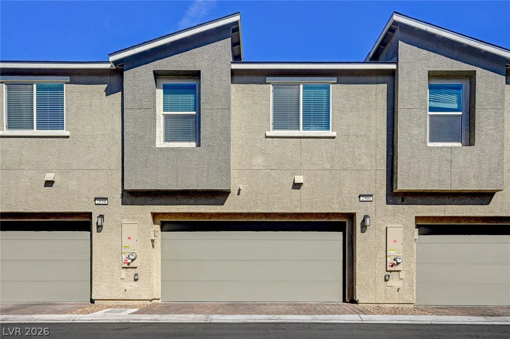 2960 Fire Cracker Red, Las Vegas, NV 89122