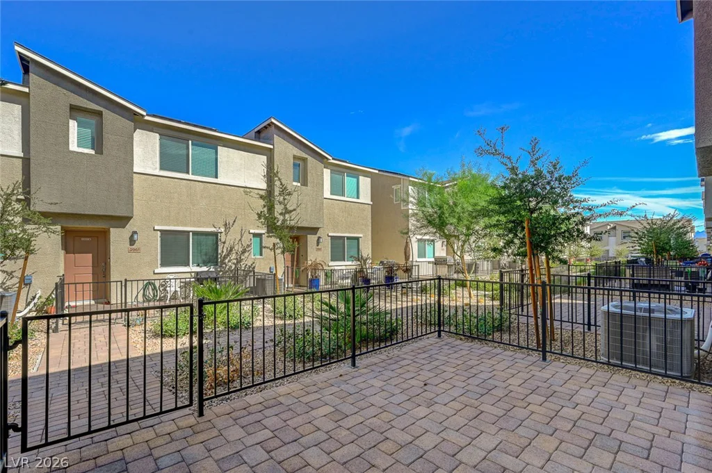 2960 Fire Cracker Red, Las Vegas, NV 89122