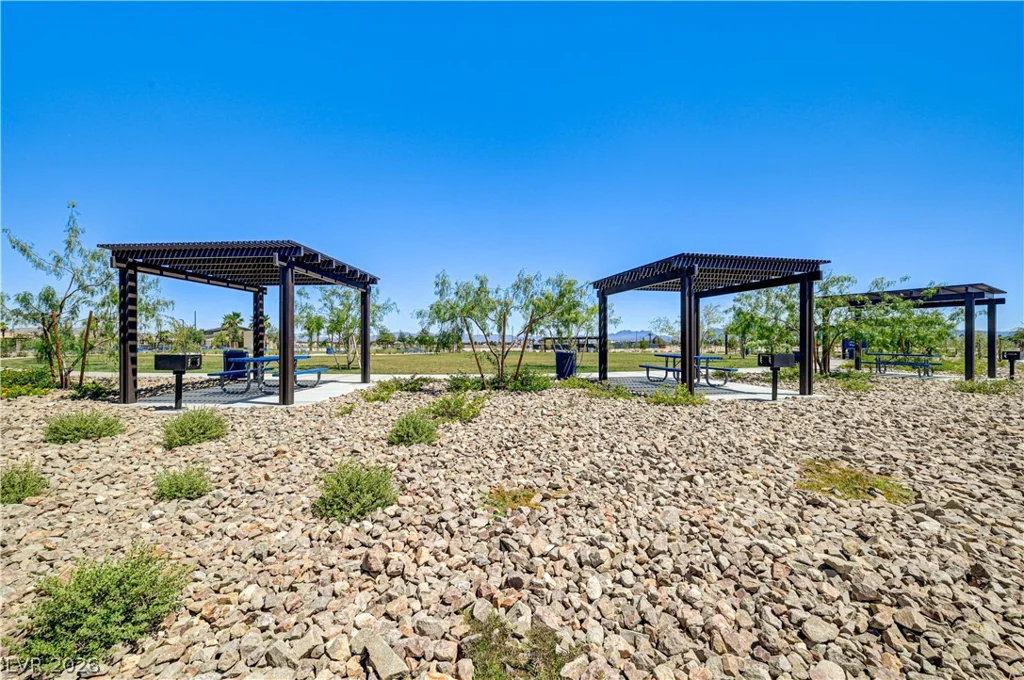 2960 Fire Cracker Red, Las Vegas, NV 89122