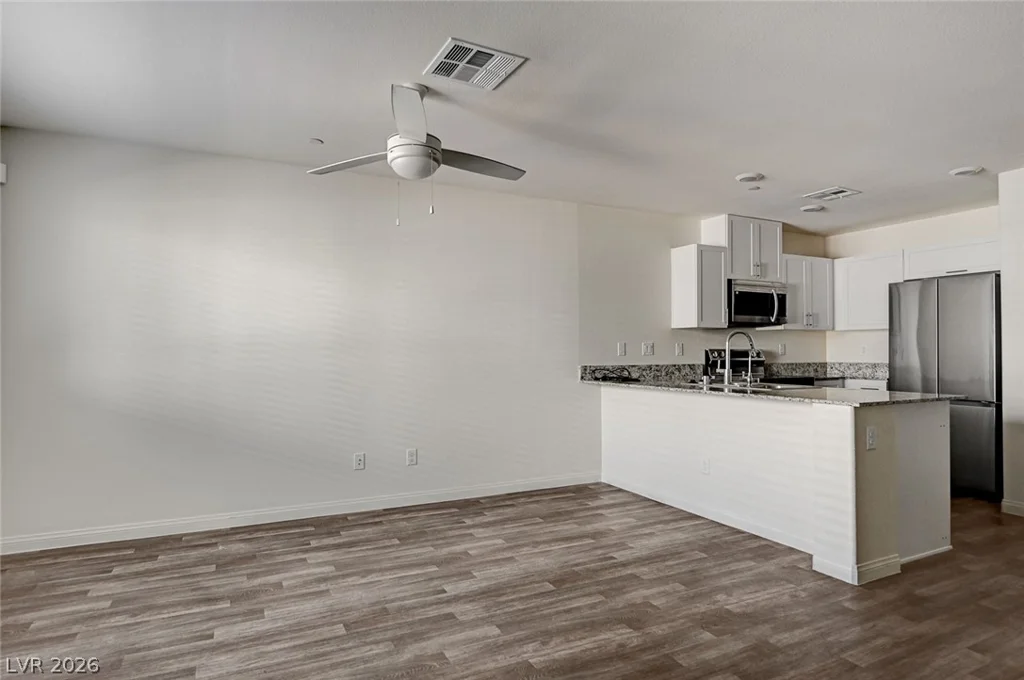 2960 Fire Cracker Red, Las Vegas, NV 89122