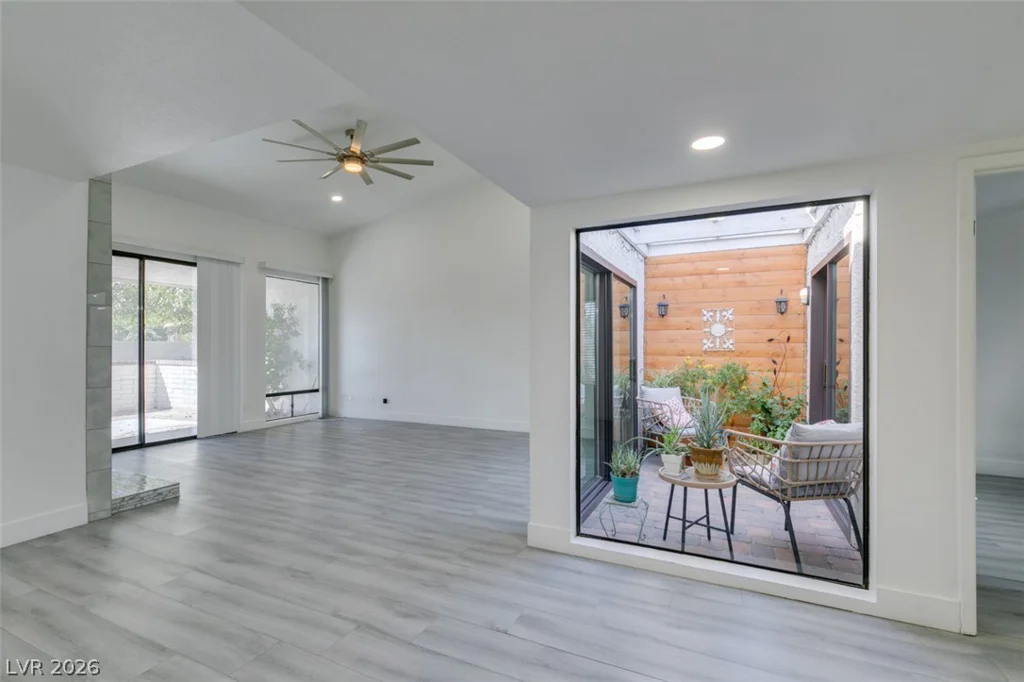 3161 Espanol, Las Vegas, NV 89121