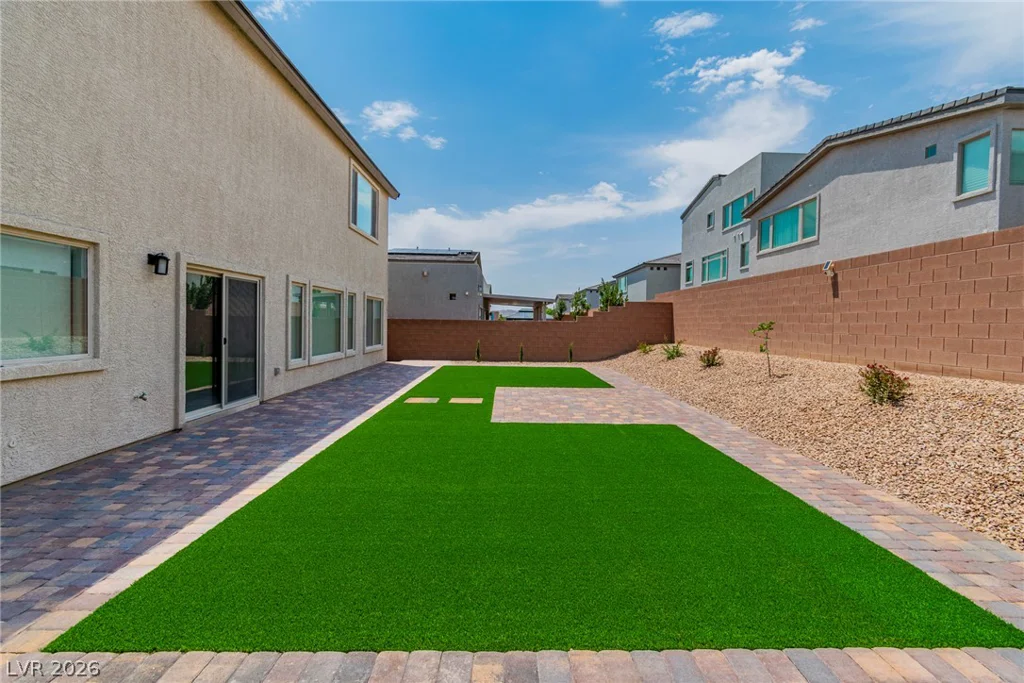 8745 Stella Nova, Las Vegas, NV 89139