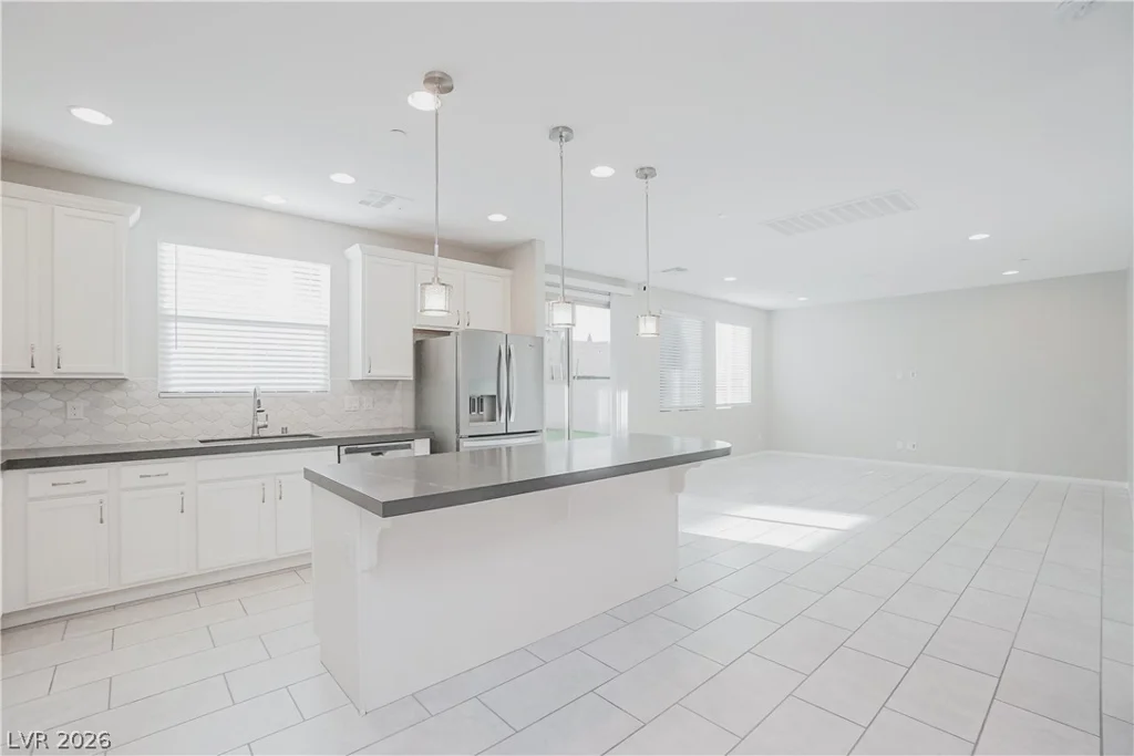 3045 Scenic Rhyme, Henderson, NV 89044