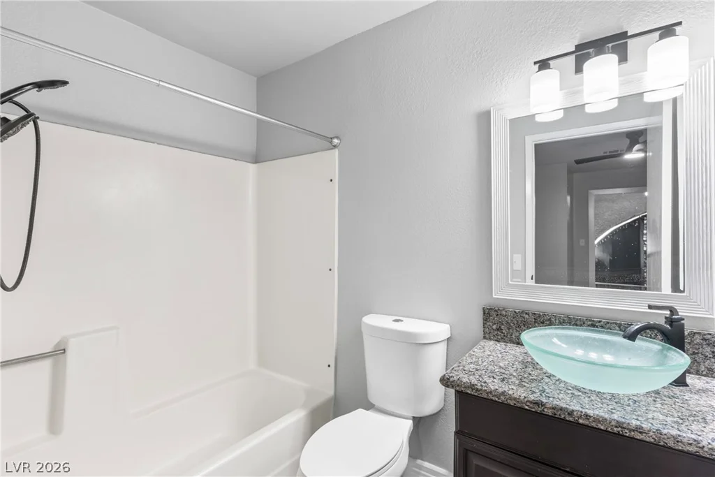 881 Mantis, Las Vegas, NV 89110