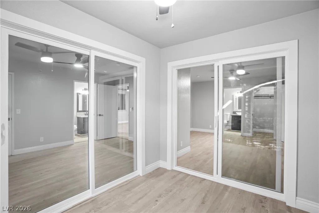 881 Mantis, Las Vegas, NV 89110