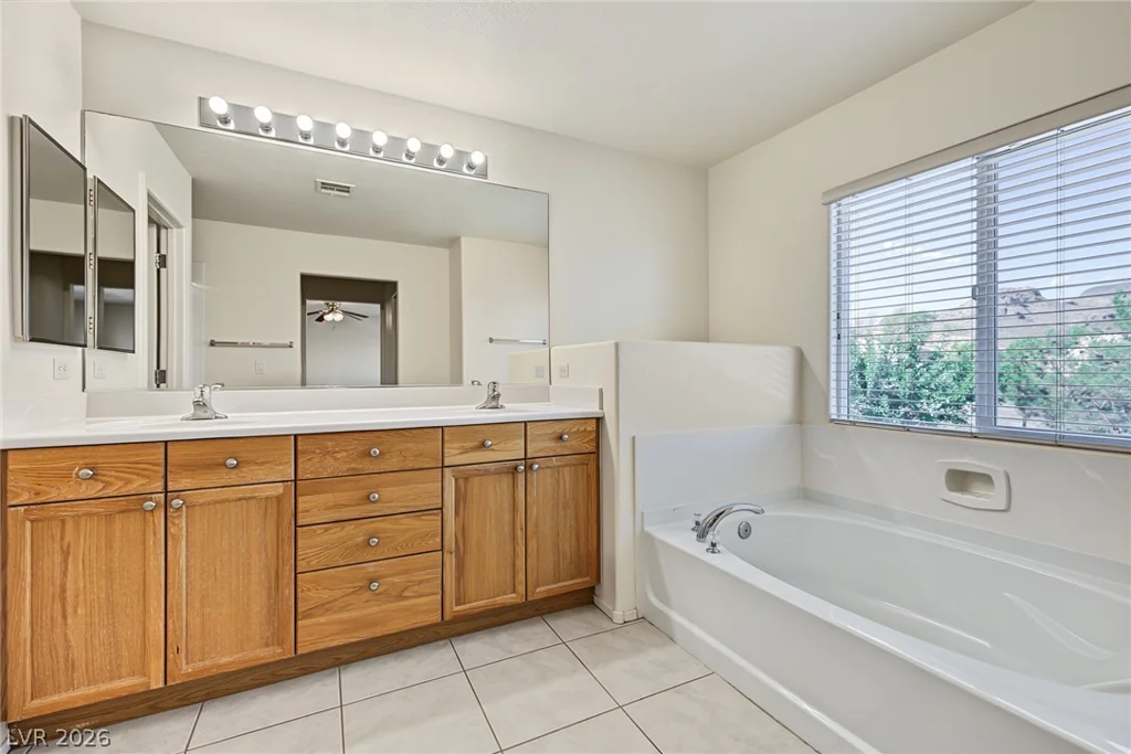 1001 Pleasing Plateau, Henderson, NV 89002