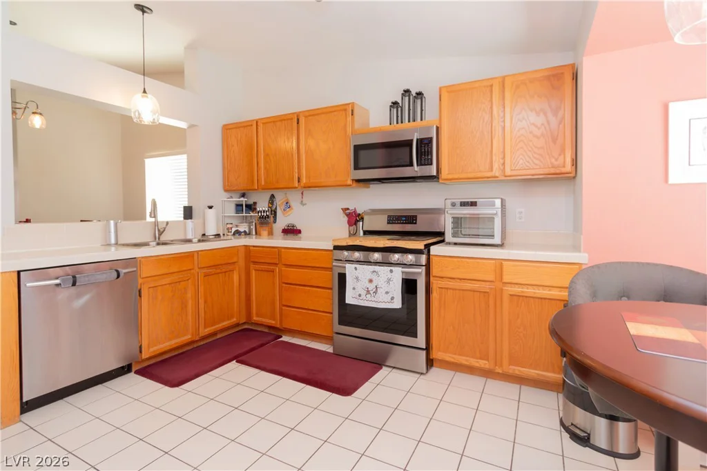 7332 Queen Palm, Las Vegas, NV 89128