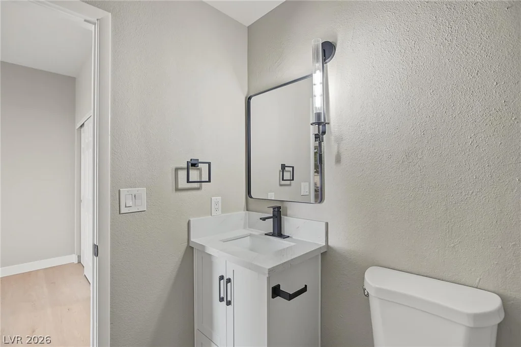 1715 Dynasty, Las Vegas, NV 89119