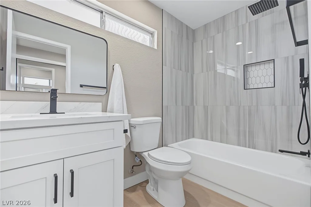 1715 Dynasty, Las Vegas, NV 89119