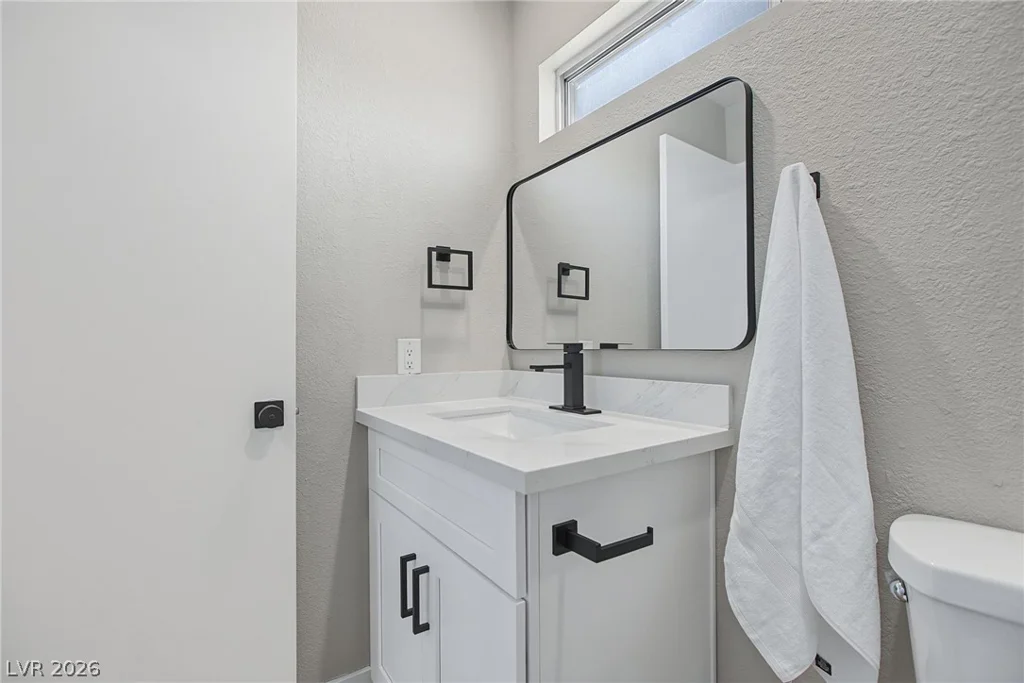 1715 Dynasty, Las Vegas, NV 89119