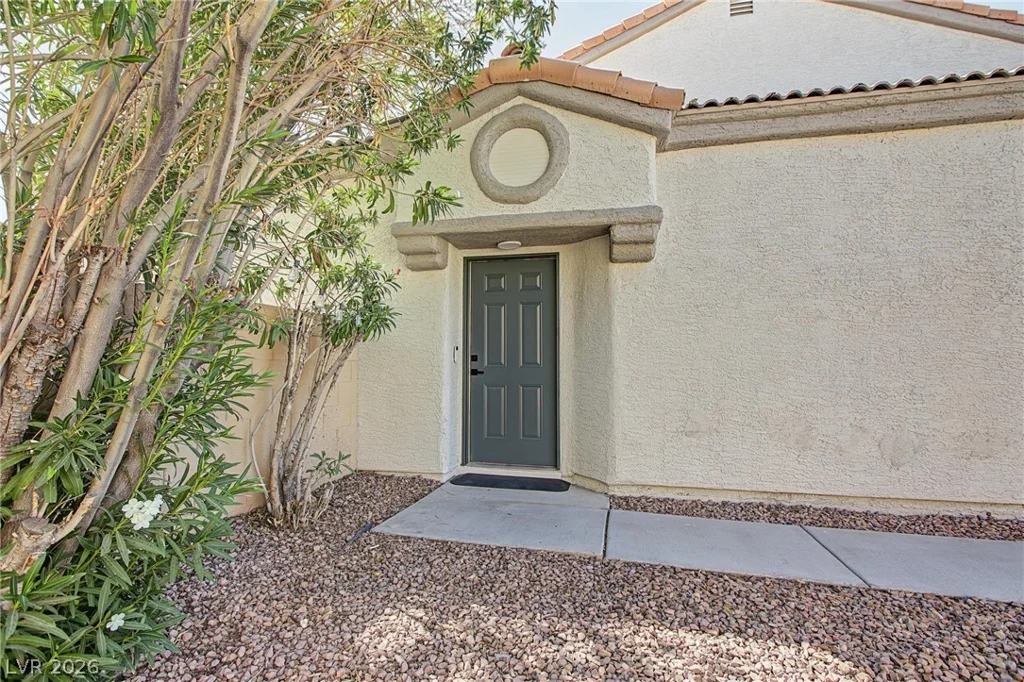 1715 Dynasty, Las Vegas, NV 89119