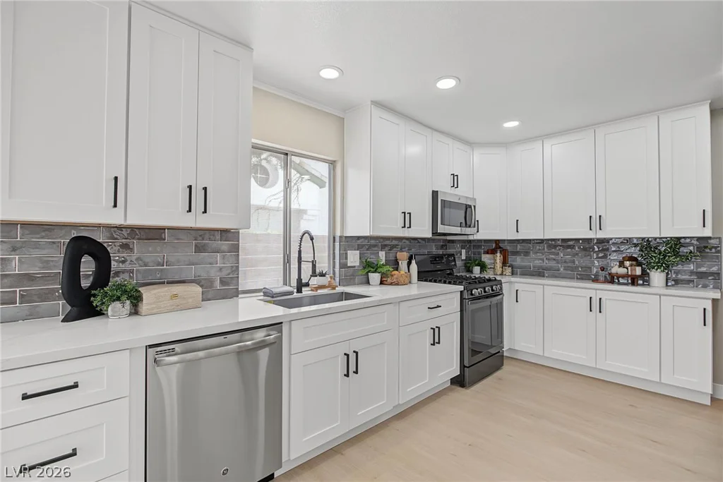 1715 Dynasty, Las Vegas, NV 89119