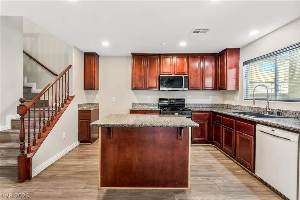 7336 Camden Pine, Las Vegas, NV 89129