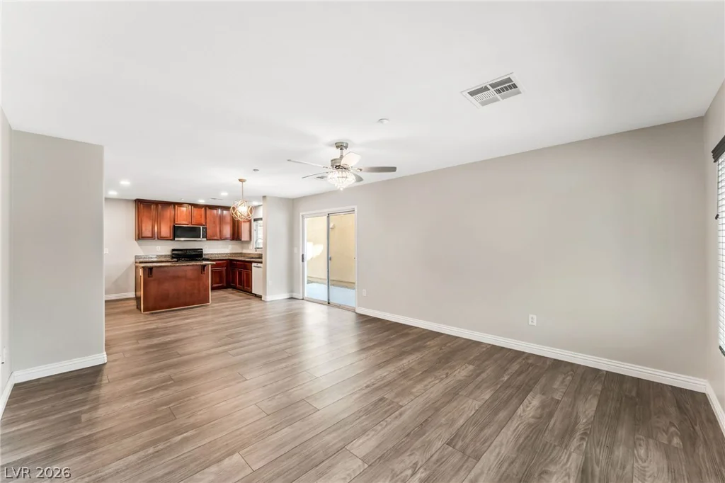 7336 Camden Pine, Las Vegas, NV 89129