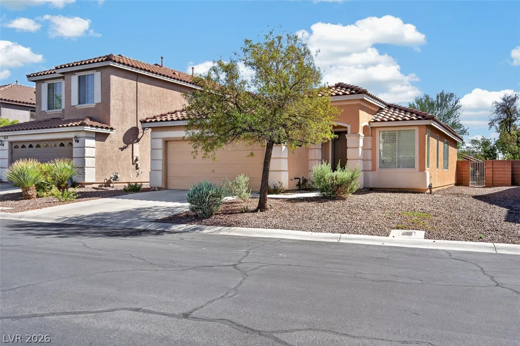 5932 Lingering Breeze, Las Vegas, NV 89148