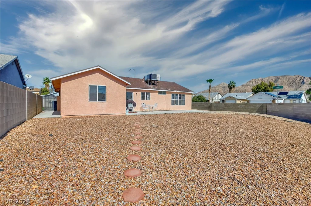 5681 Coaldale, Las Vegas, NV 89110