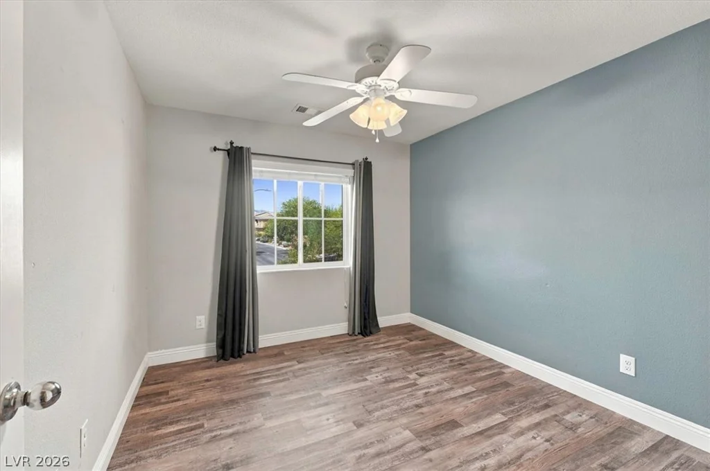 7950 Lost Ranger Peak, Las Vegas, NV 89166