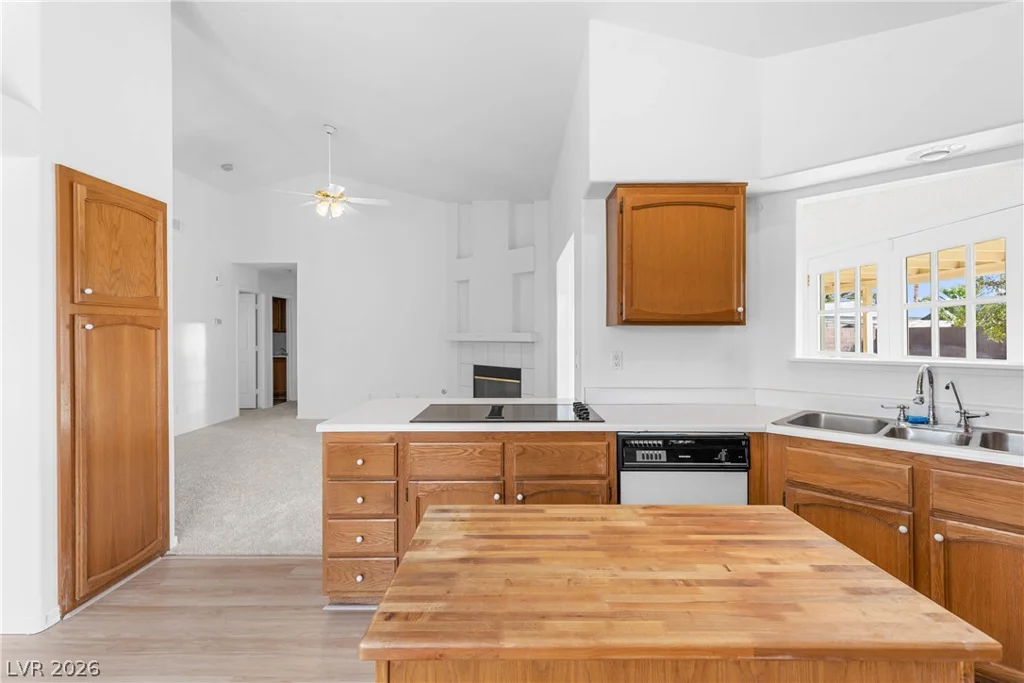 3616 Fox Glen, Las Vegas, NV 89108