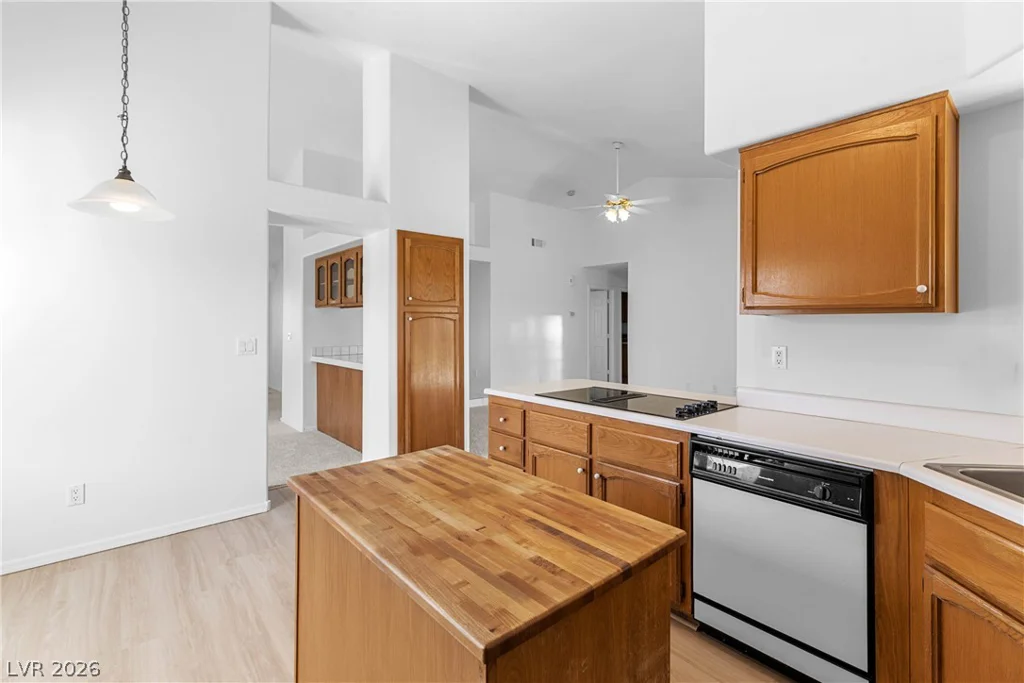 3616 Fox Glen, Las Vegas, NV 89108