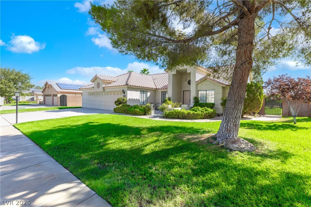 3616 Fox Glen, Las Vegas, NV 89108