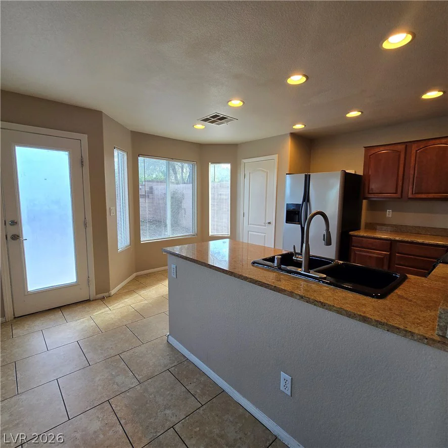9333 Harbor Stream, Las Vegas, NV 89149